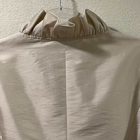 CALVIN KLEIN Dinner Jacket Long Sleeve Ruffle Button Down Texture Satin, Cream-M - Picture 6 of 9